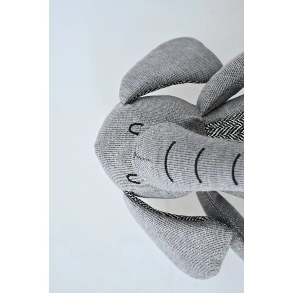 ZABAWKA DLA PSA gryzak pluszowy słoń z piszczałką 30 cm