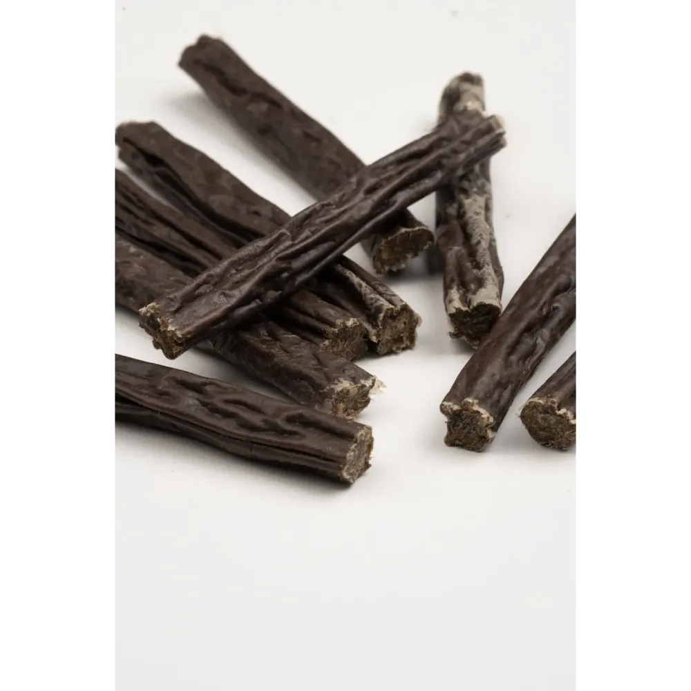 Przysmak dla psa Whappa Monoproteinowe kabanosy Dzik z żurawiną 70g